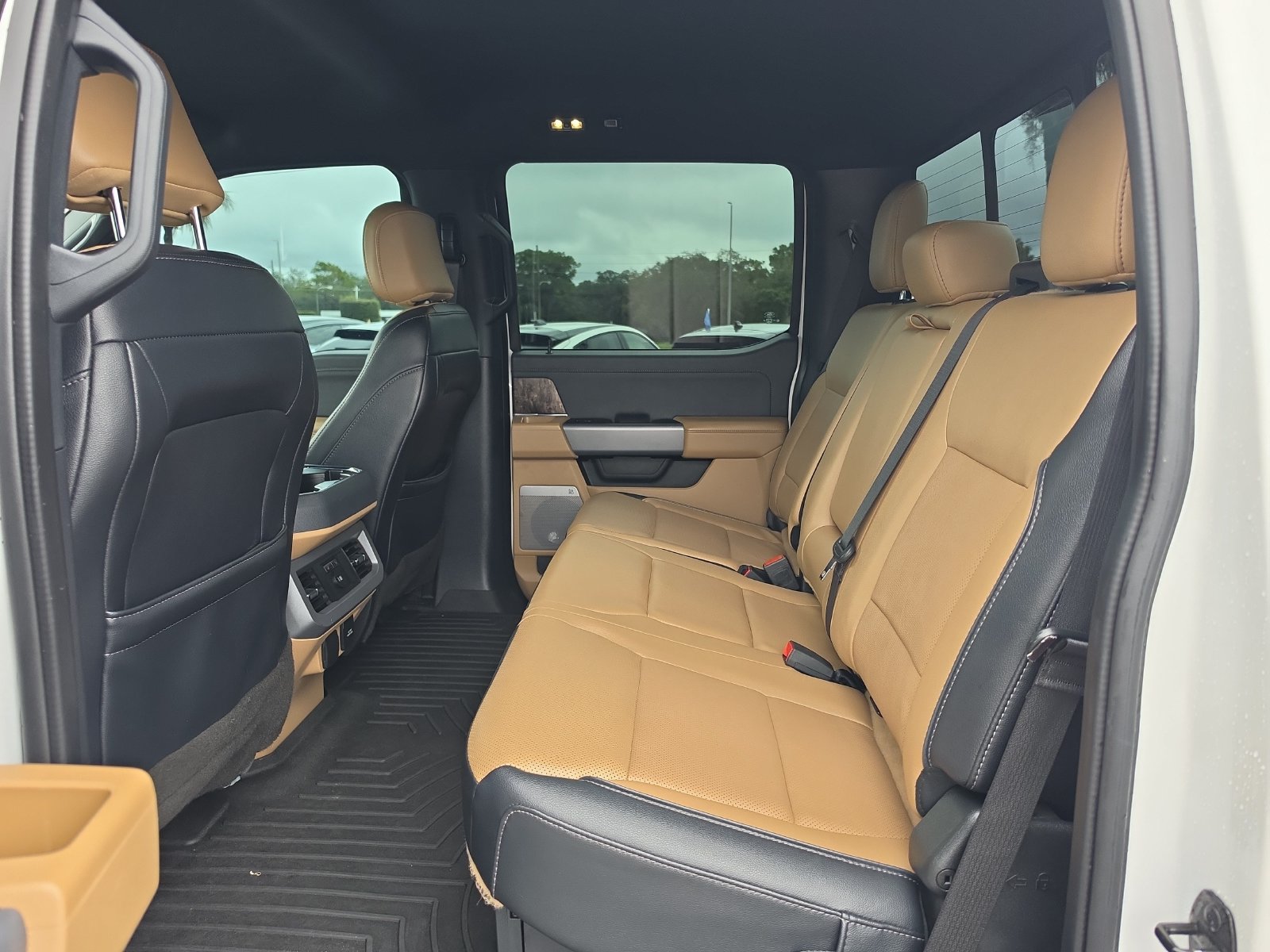 Certified 2023 Ford F350 Lariat w/ Tow Technology Package AWD/4WD image 15