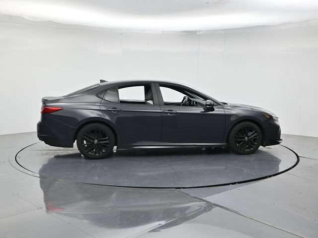 Used 2025 Toyota Camry SE w/ Multimedia Upgrade Package FWD video 2