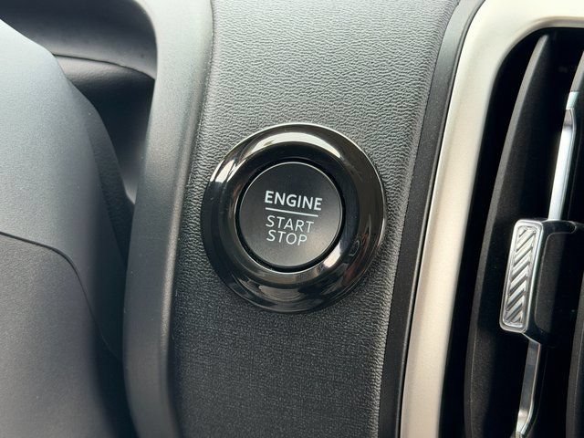 Certified 2025 Ford Expedition Active AWD/4WD image 24