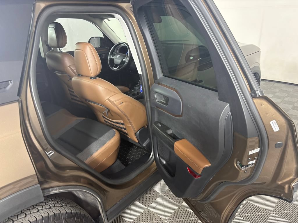 Certified 2022 Ford Bronco Sport Outer Banks w/ Tech Package AWD/4WD image 32