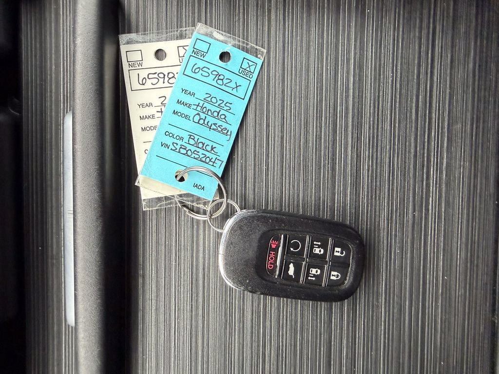 Used 2025 Honda Odyssey Sport-L image 34