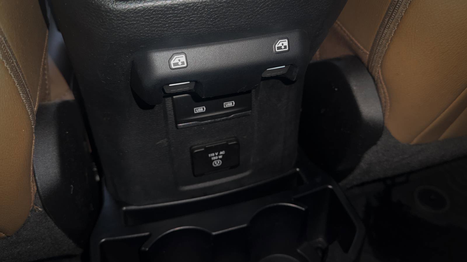 Used 2022 Jeep Wrangler Unlimited Sahara w/ Cold Weather Group image 11