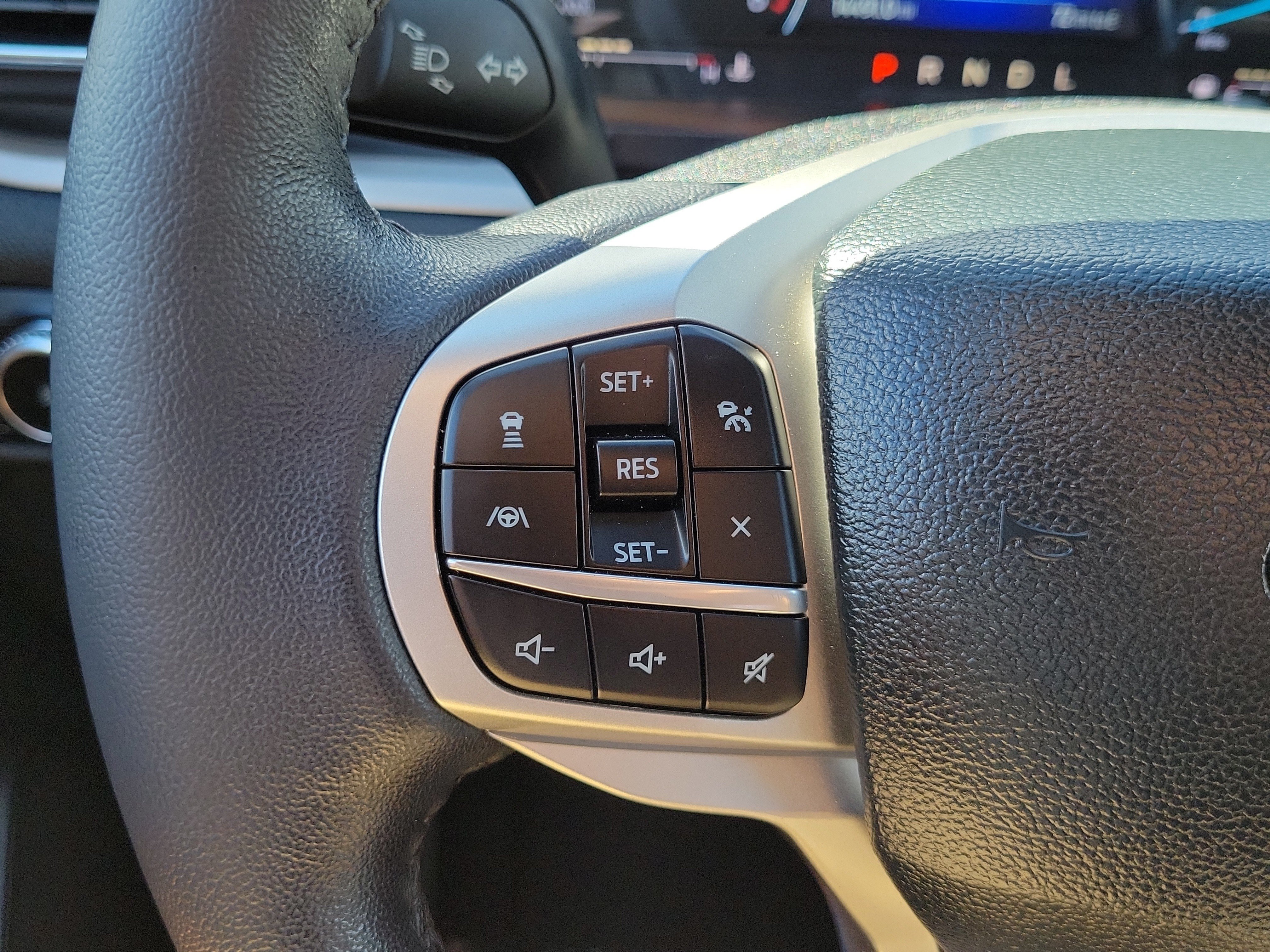 Certified 2023 Ford Explorer XLT w/ Equipment Group 202A RWD image 26