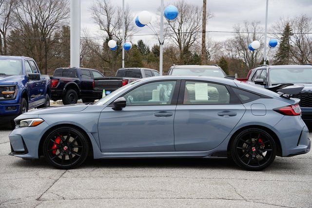 Used 2025 Honda Civic Type R image 2