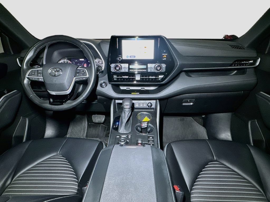 Used 2023 Toyota Highlander XSE AWD/4WD image 12