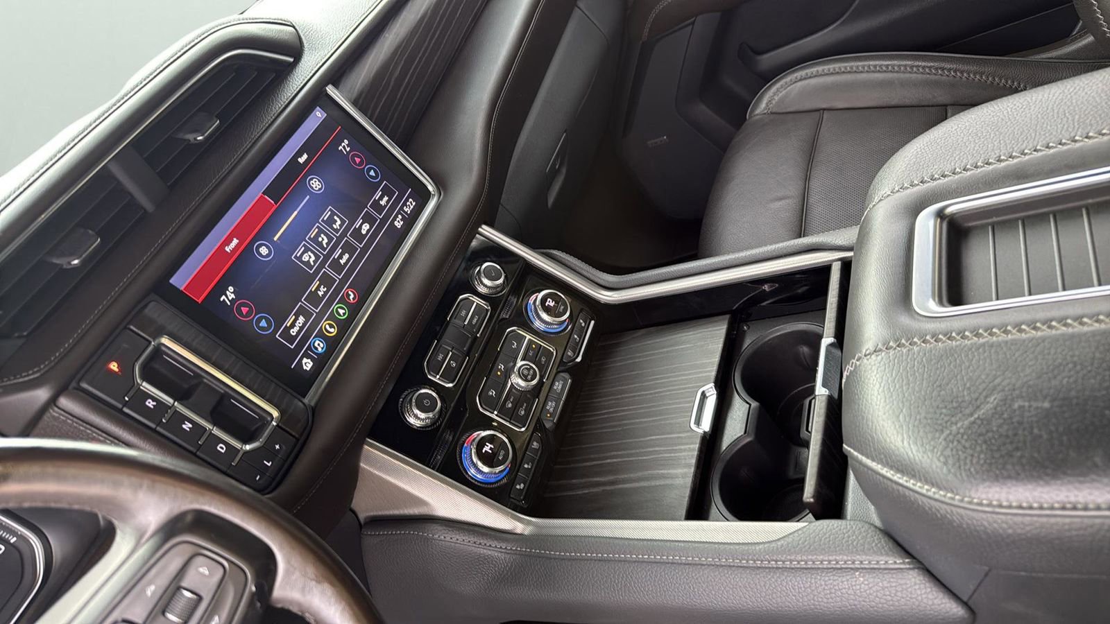 Used 2021 GMC Yukon Denali image 21