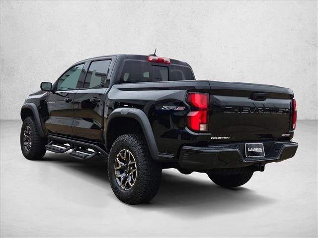 Used 2024 Chevrolet Colorado ZR2 w/ Technology Package AWD/4WD image 7