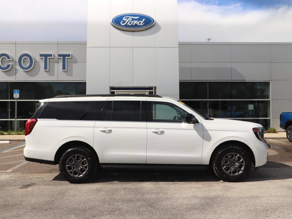 Certified 2025 Ford Expedition Max Active AWD/4WD image 18