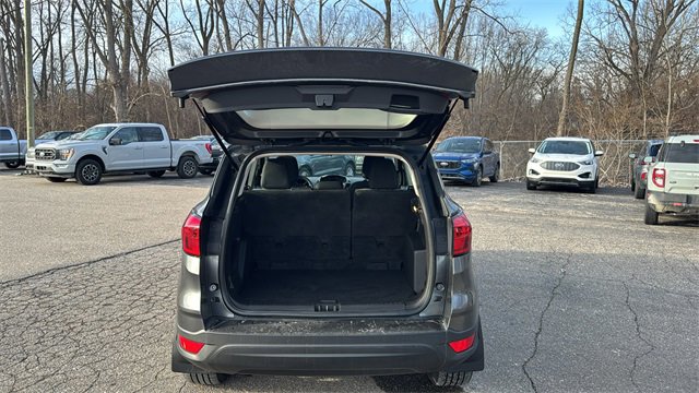 Certified 2019 Ford Escape S image 29