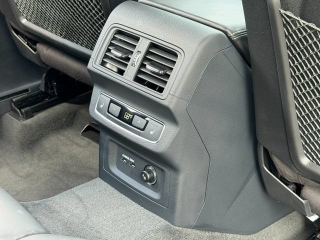 Used 2024 Audi SQ5 Prestige AWD/4WD image 34