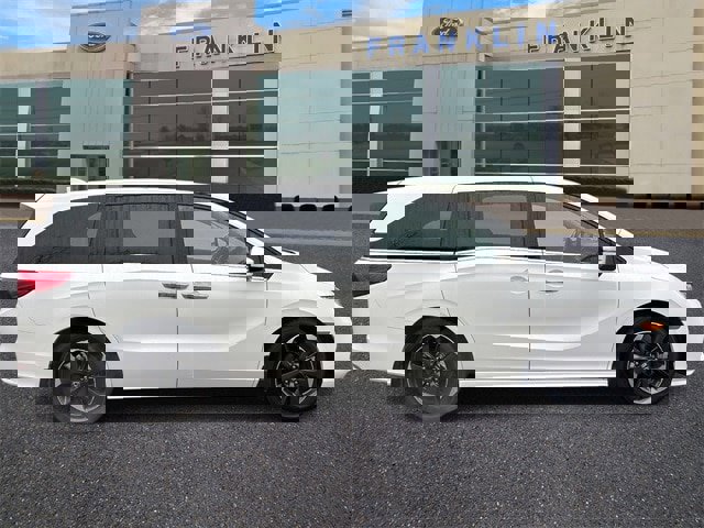 Used 2023 Honda Odyssey Elite image 6