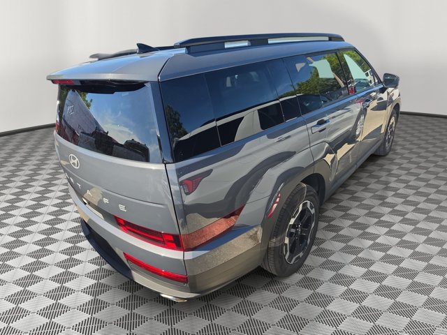 Used 2026 Hyundai Santa Fe SEL FWD image 5