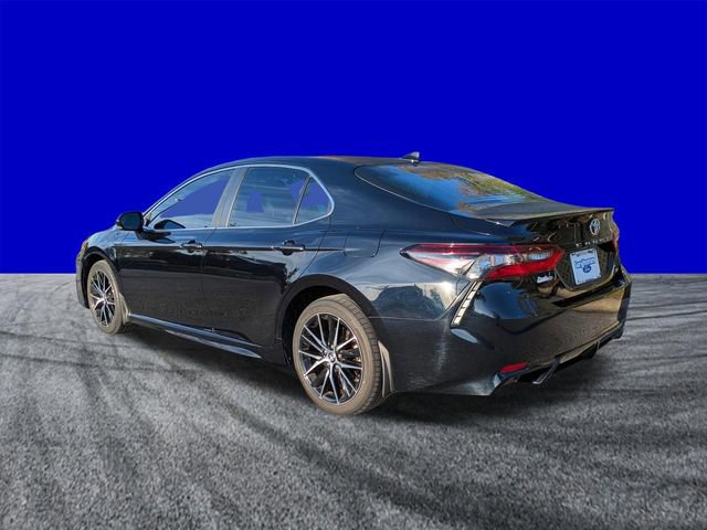 Used 2024 Toyota Camry SE w/ Convenience Package image 3