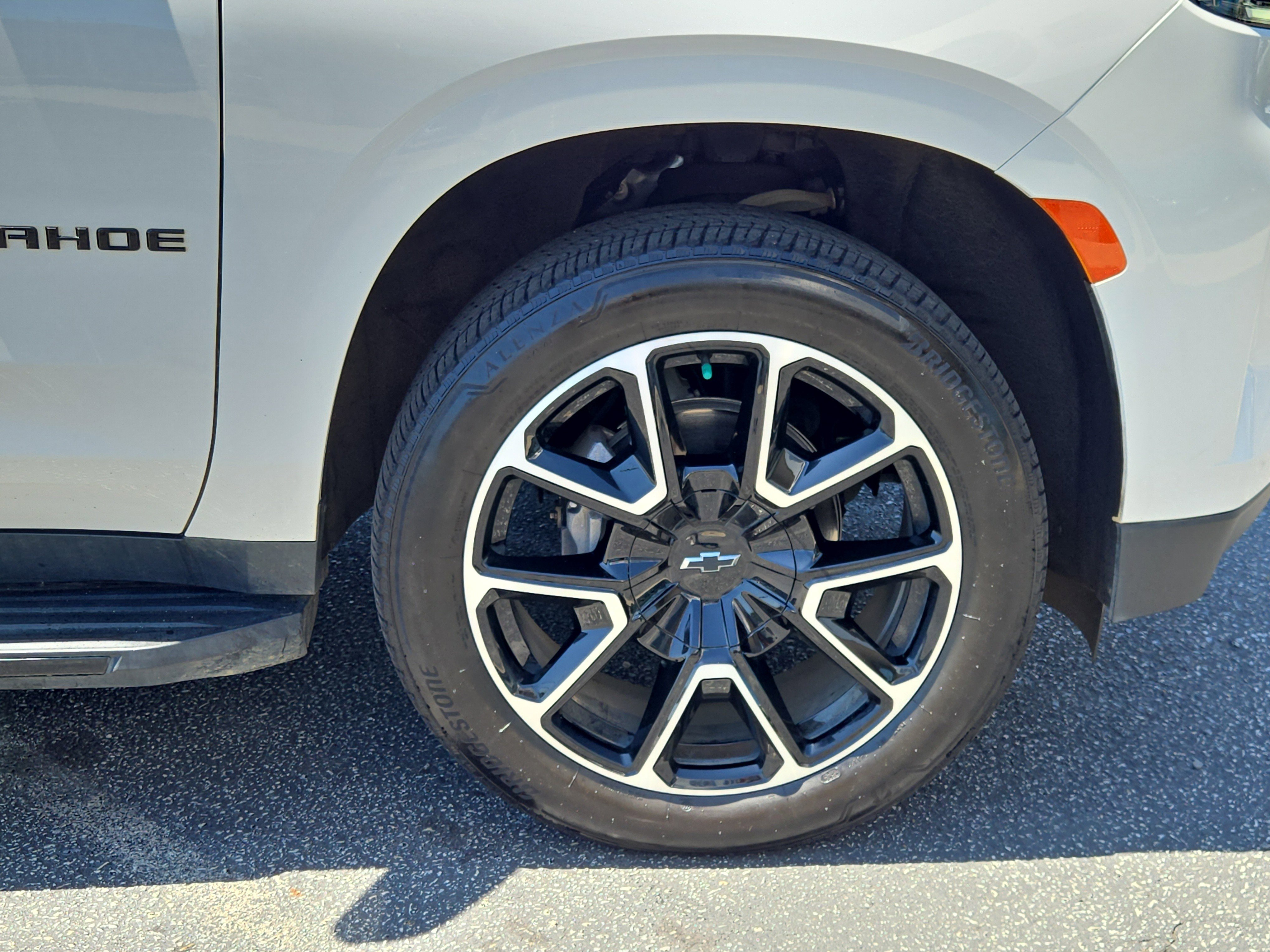 Used 2024 Chevrolet Tahoe RST w/ Luxury Package RWD image 6