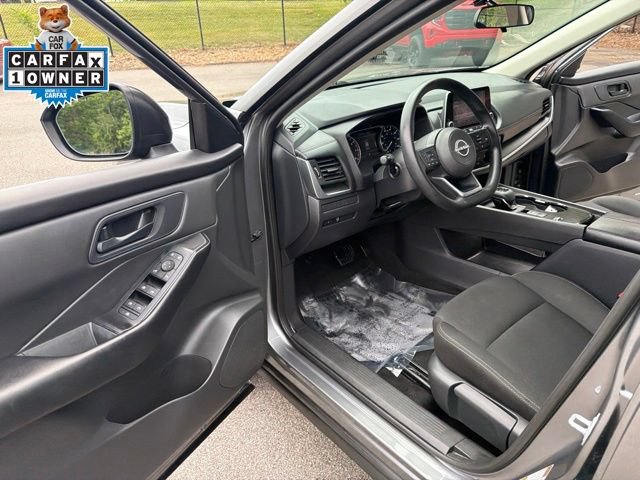 Used 2024 Nissan Rogue S FWD image 13