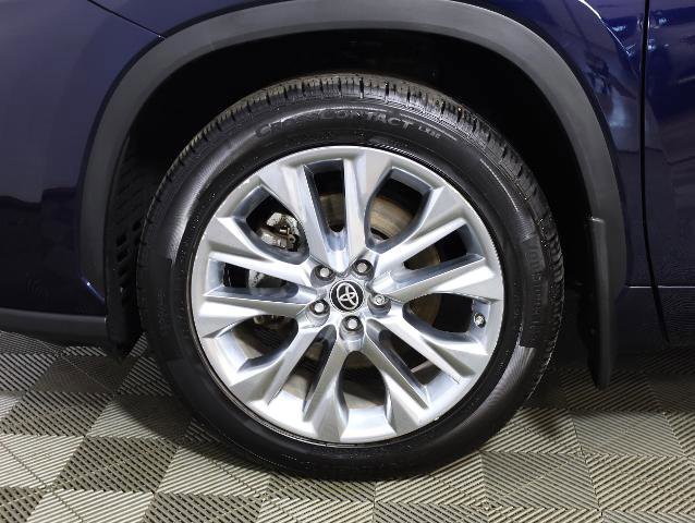 Used 2021 Toyota Highlander Limited w/ Protection Package #3 (TMS) image 25