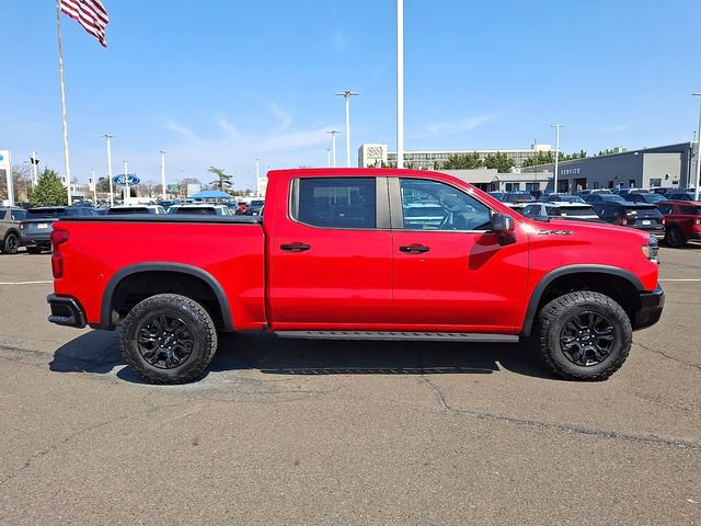 Used 2022 Chevrolet Silverado 1500 ZR2 w/ Technology Package image 4
