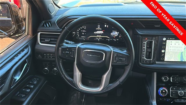 Used 2022 GMC Yukon XL Denali image 23