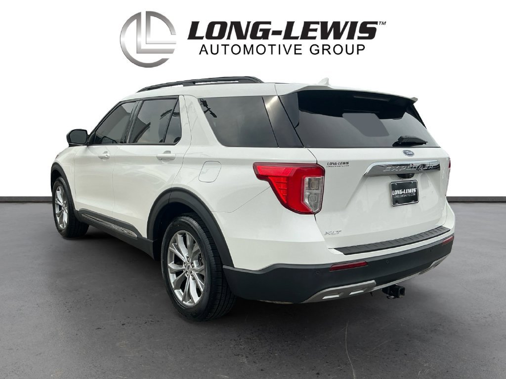 Certified 2022 Ford Explorer XLT w/ Equipment Group 202A RWD image 4