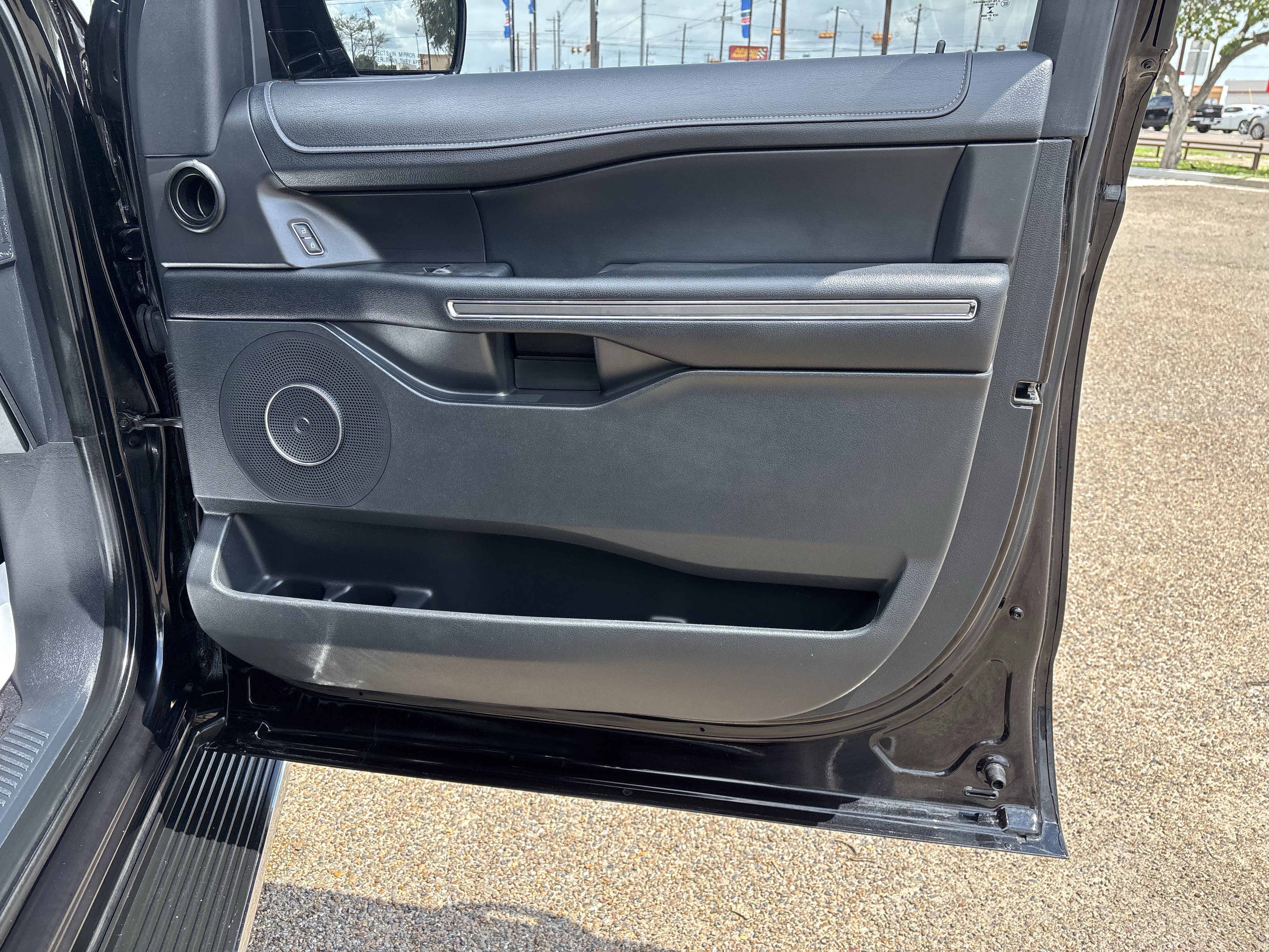 Certified 2023 Ford Expedition XLT RWD image 28
