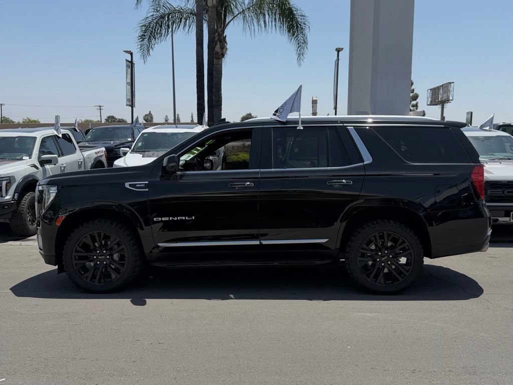 Used 2024 GMC Yukon Denali AWD/4WD image 6