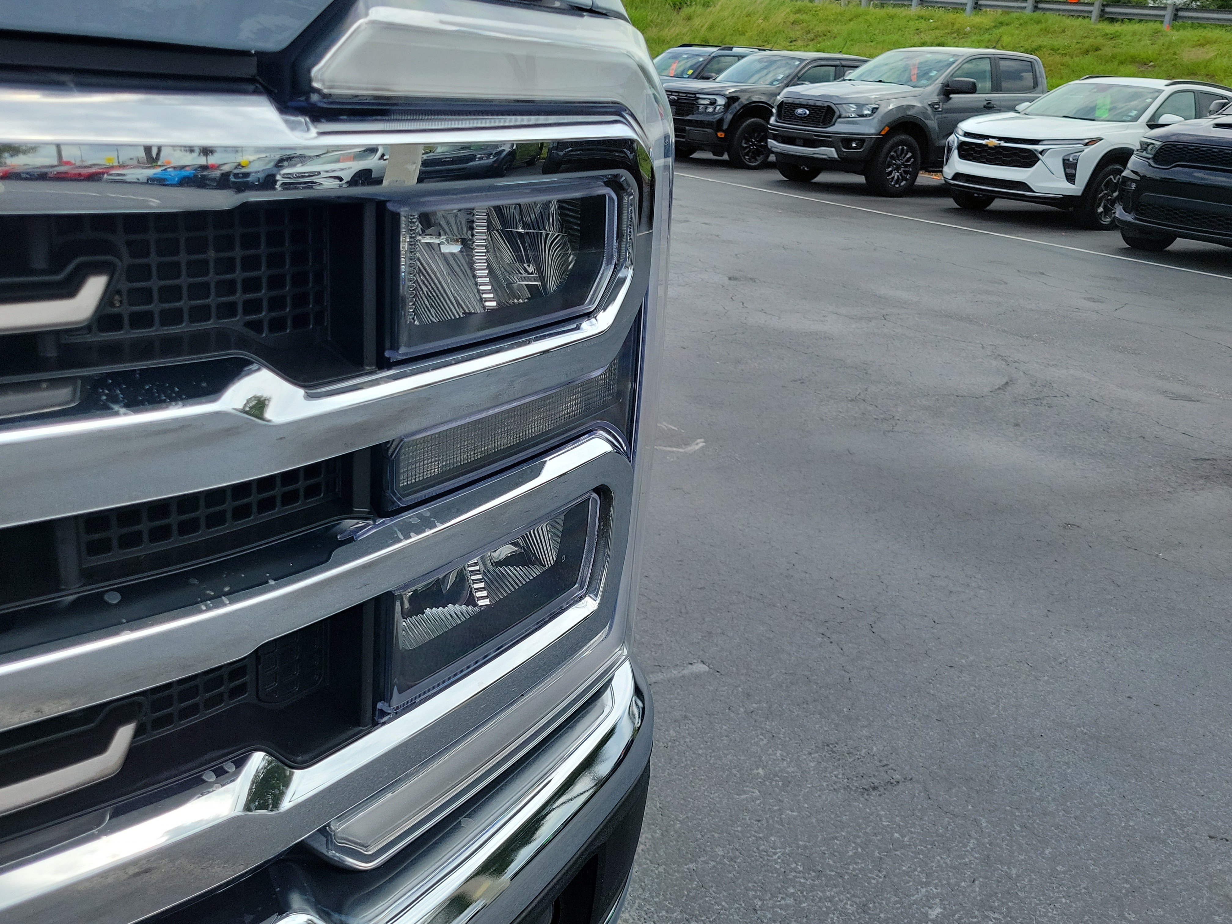Certified 2024 Ford F250 King Ranch w/ Chrome Package AWD/4WD image 3
