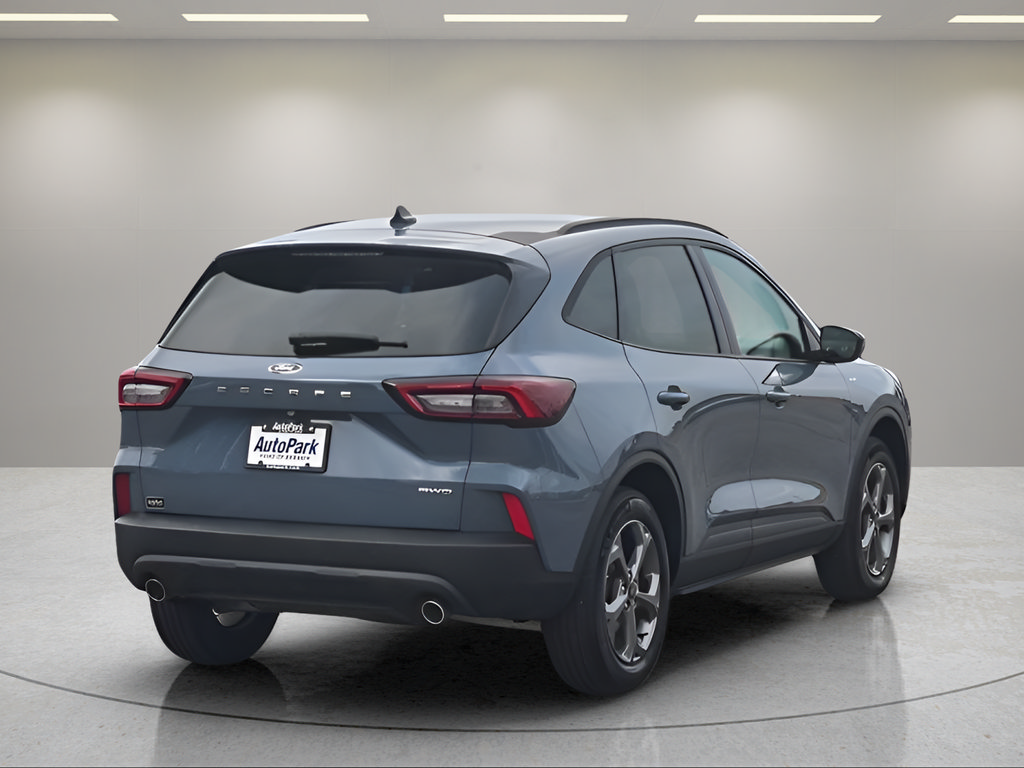 Certified 2025 Ford Escape ST-Line Select AWD/4WD image 8
