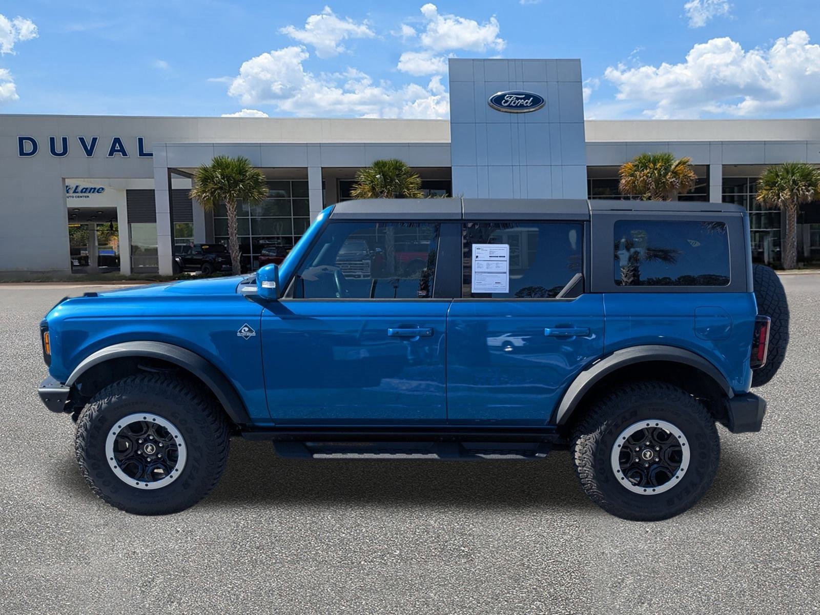 Certified 2024 Ford Bronco Outer Banks w/ Sasquatch Package image 7