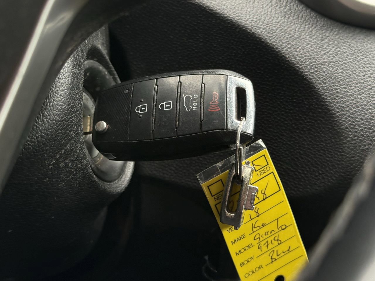 Used 2018 Kia Sorento LX image 22