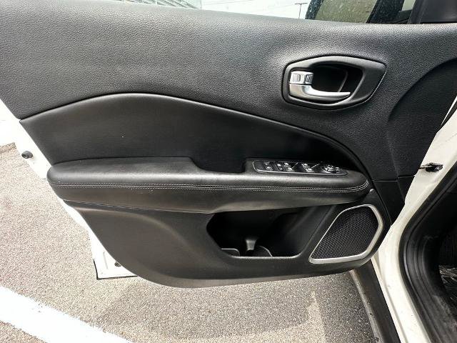 Used 2020 Jeep Compass Latitude FWD image 16