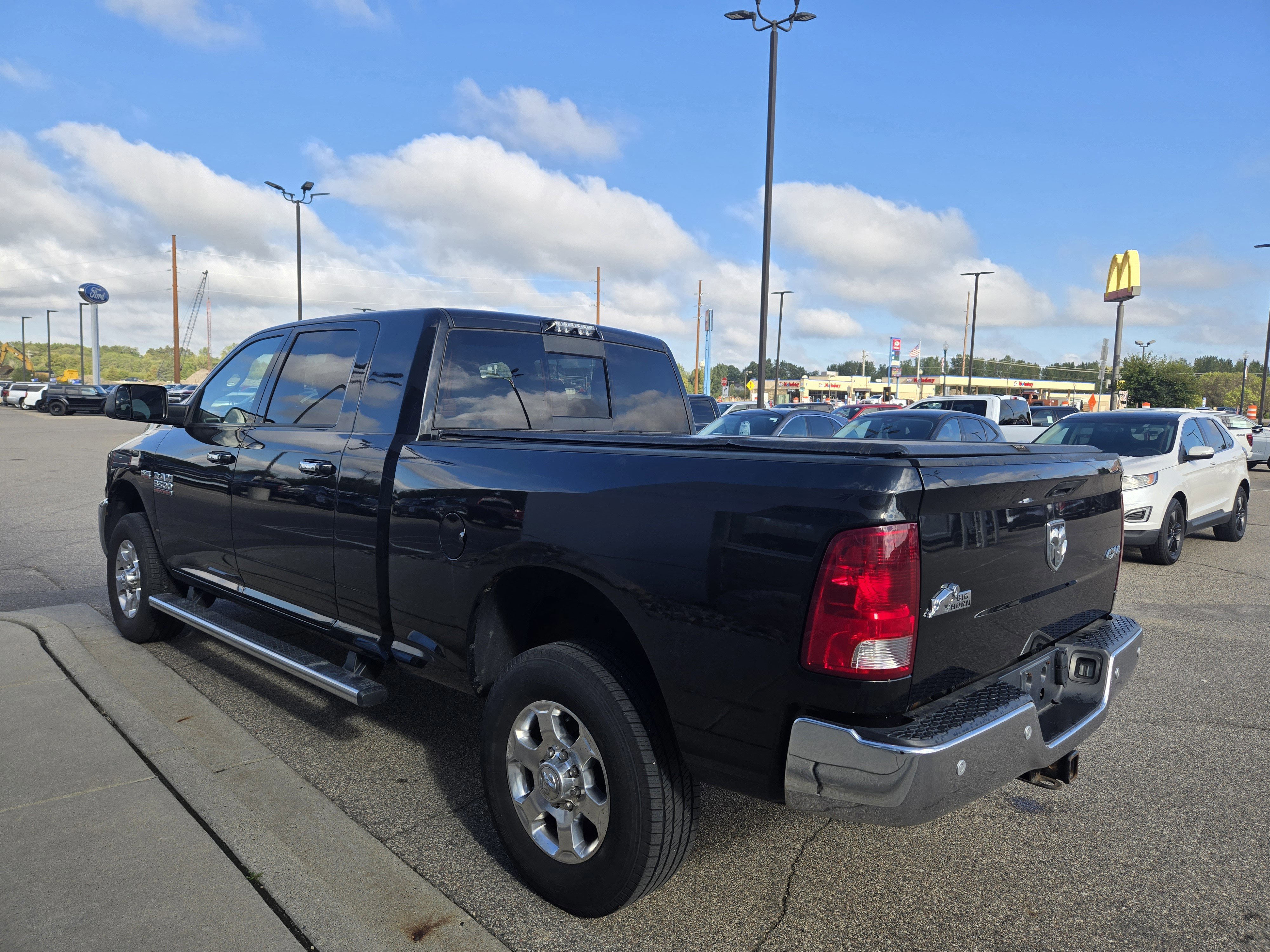 Used 2018 RAM 3500 Big Horn image 3