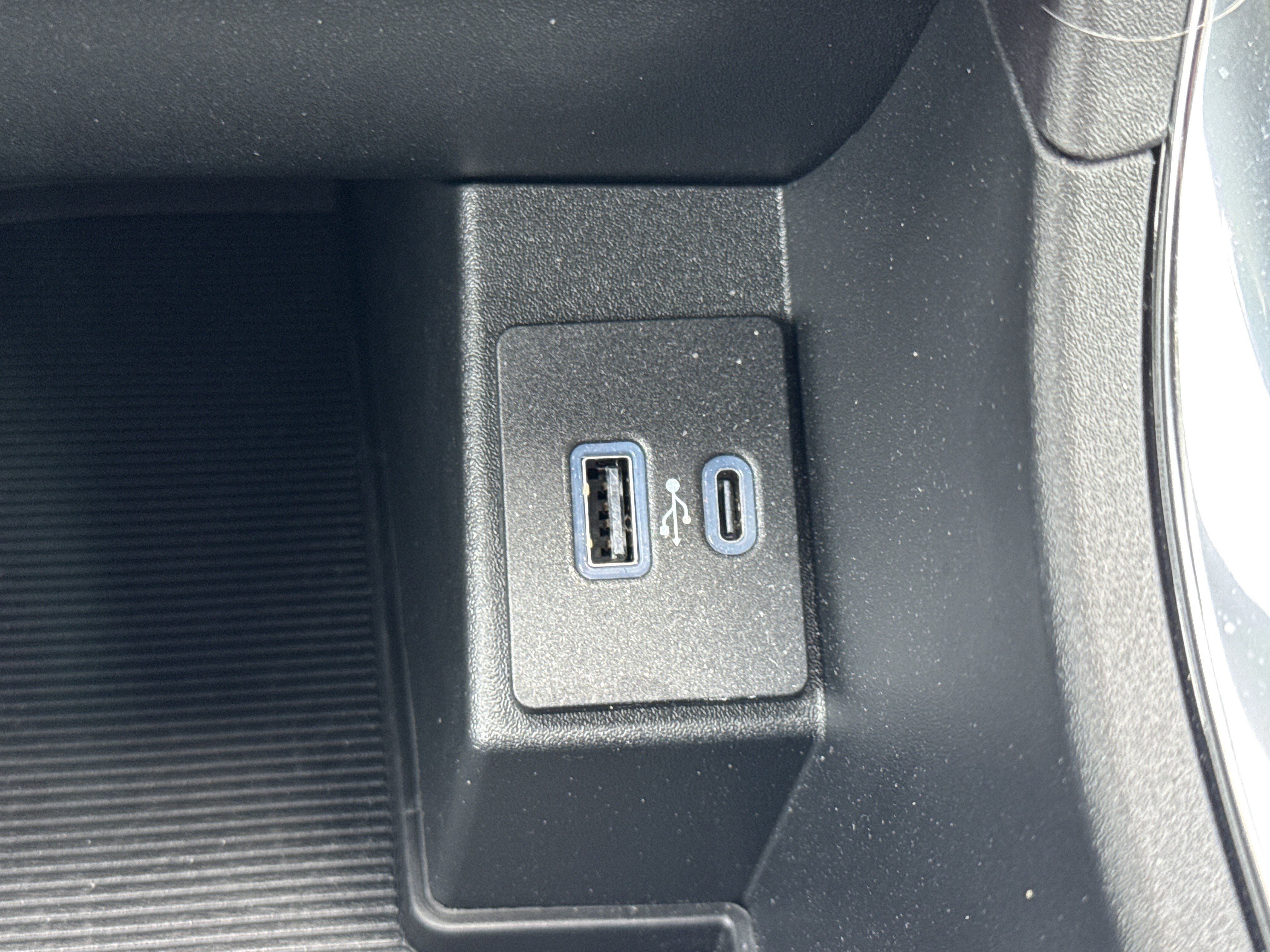 Certified 2023 Ford Edge ST AWD/4WD image 25