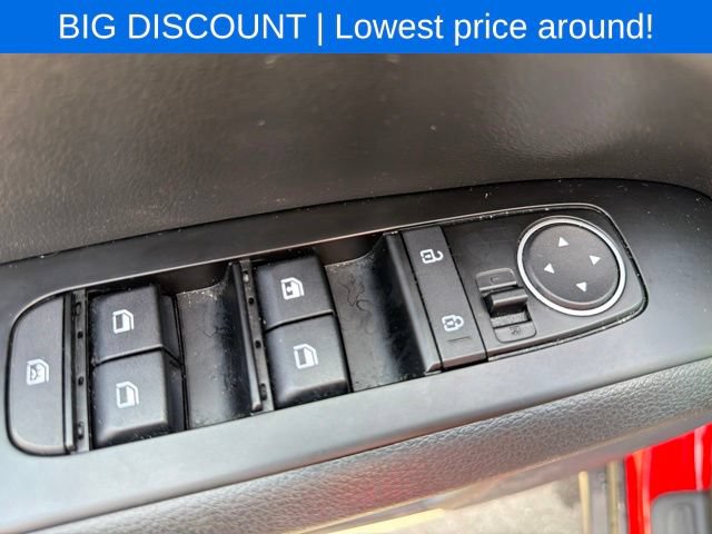 Used 2024 Kia Soul LX w/ Option Group 015 FWD image 17