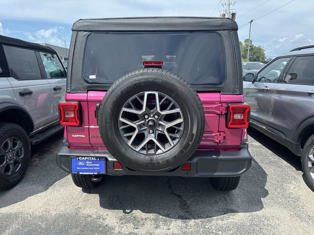 Used 2026 Jeep Wrangler Unlimited Sahara AWD/4WD image 26