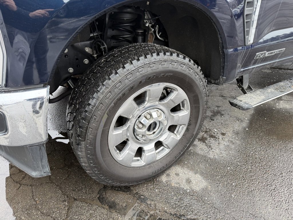 Certified 2023 Ford F250 Lariat w/ Lariat Ultimate Package image 12