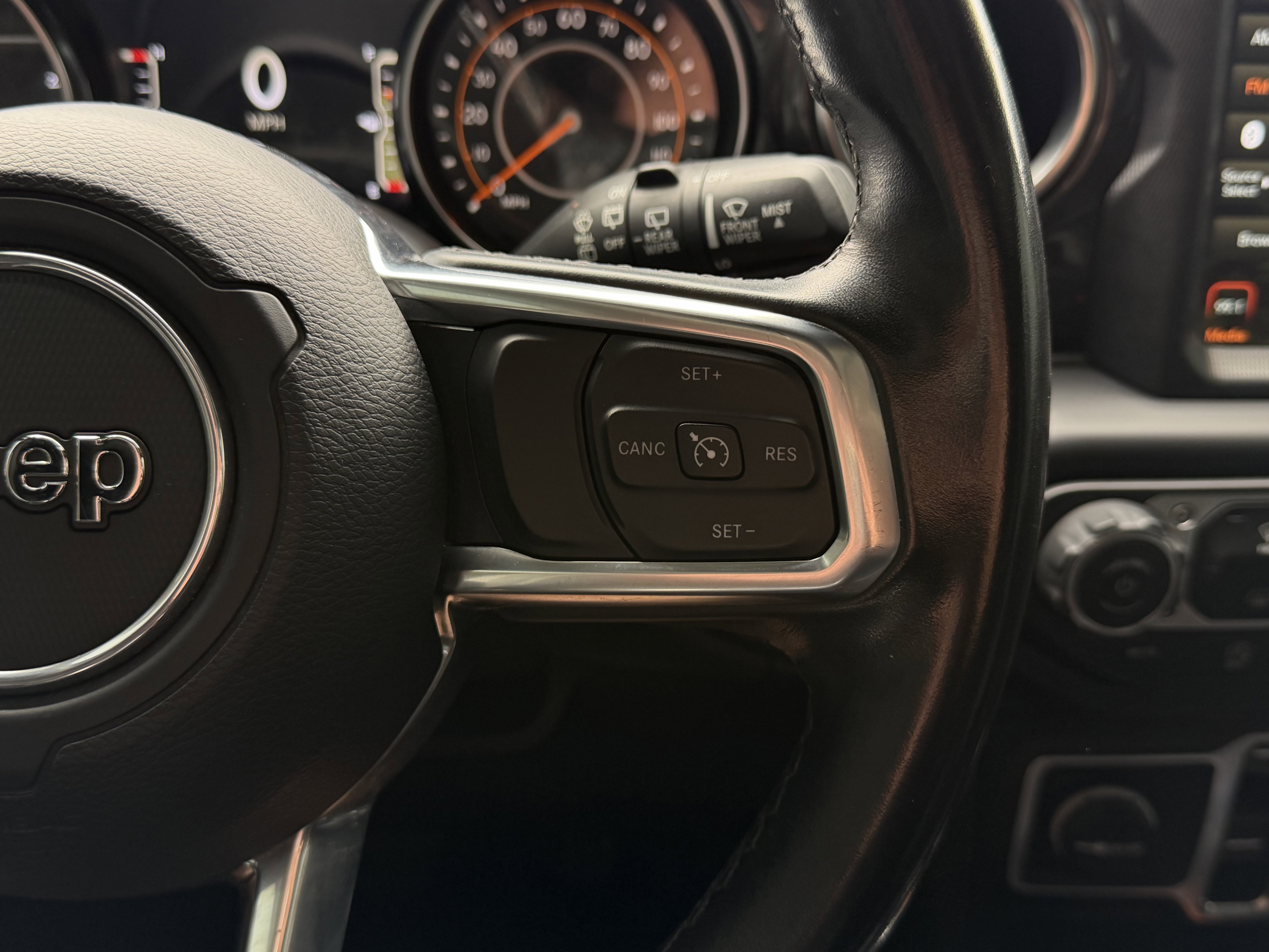 Used 2020 Jeep Wrangler Unlimited Sahara AWD/4WD image 19