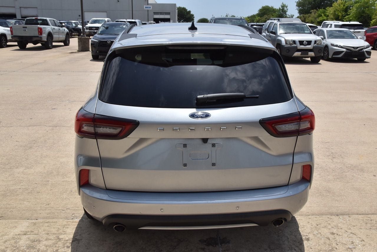 Certified 2023 Ford Escape ST-Line w/ Tech Pack #1 FWD image 7