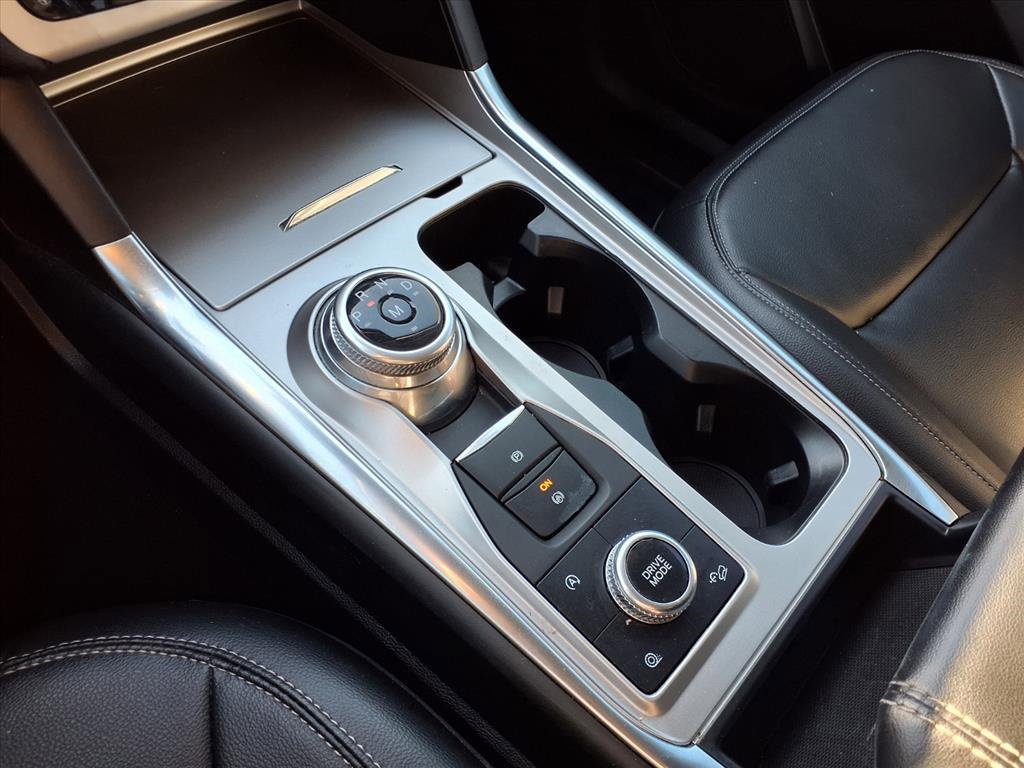 Certified 2020 Ford Explorer XLT w/ Equipment Group 202A image 11