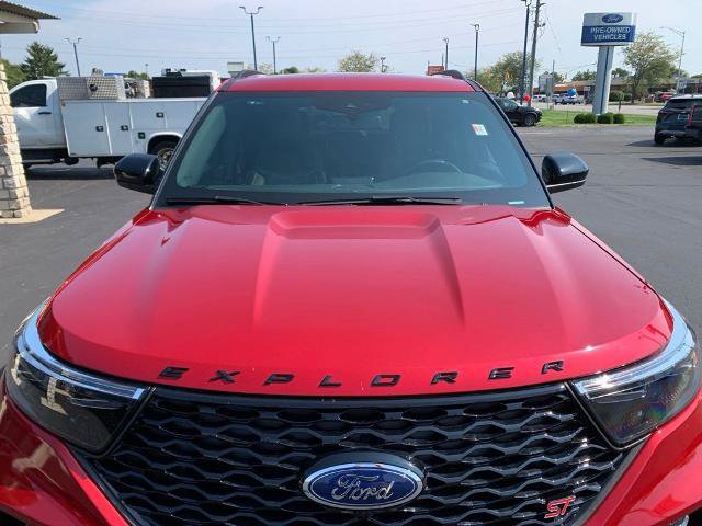 Certified 2023 Ford Explorer ST AWD/4WD image 10
