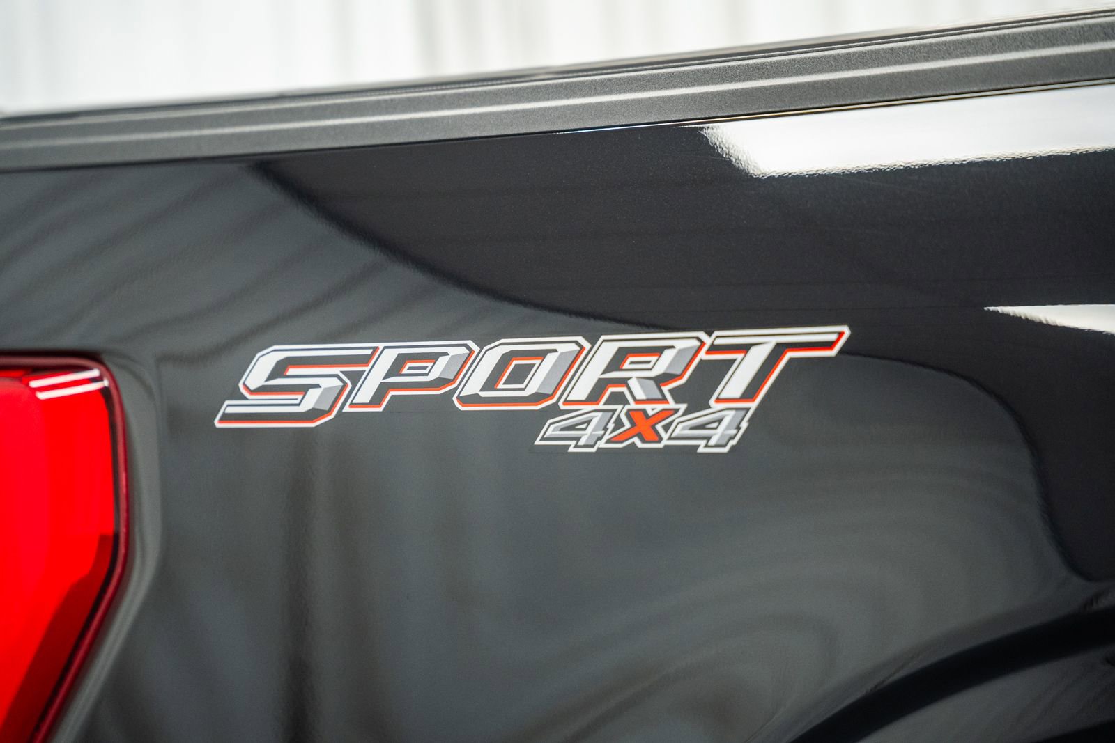 Certified 2023 Ford F150 Lariat w/ Equipment Group 502A High image 27