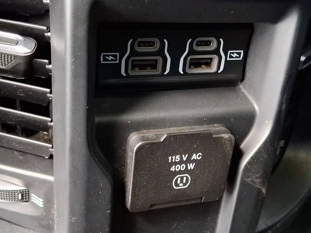 Used 2022 RAM 2500 Big Horn w/ Level C Equiment Group image 11