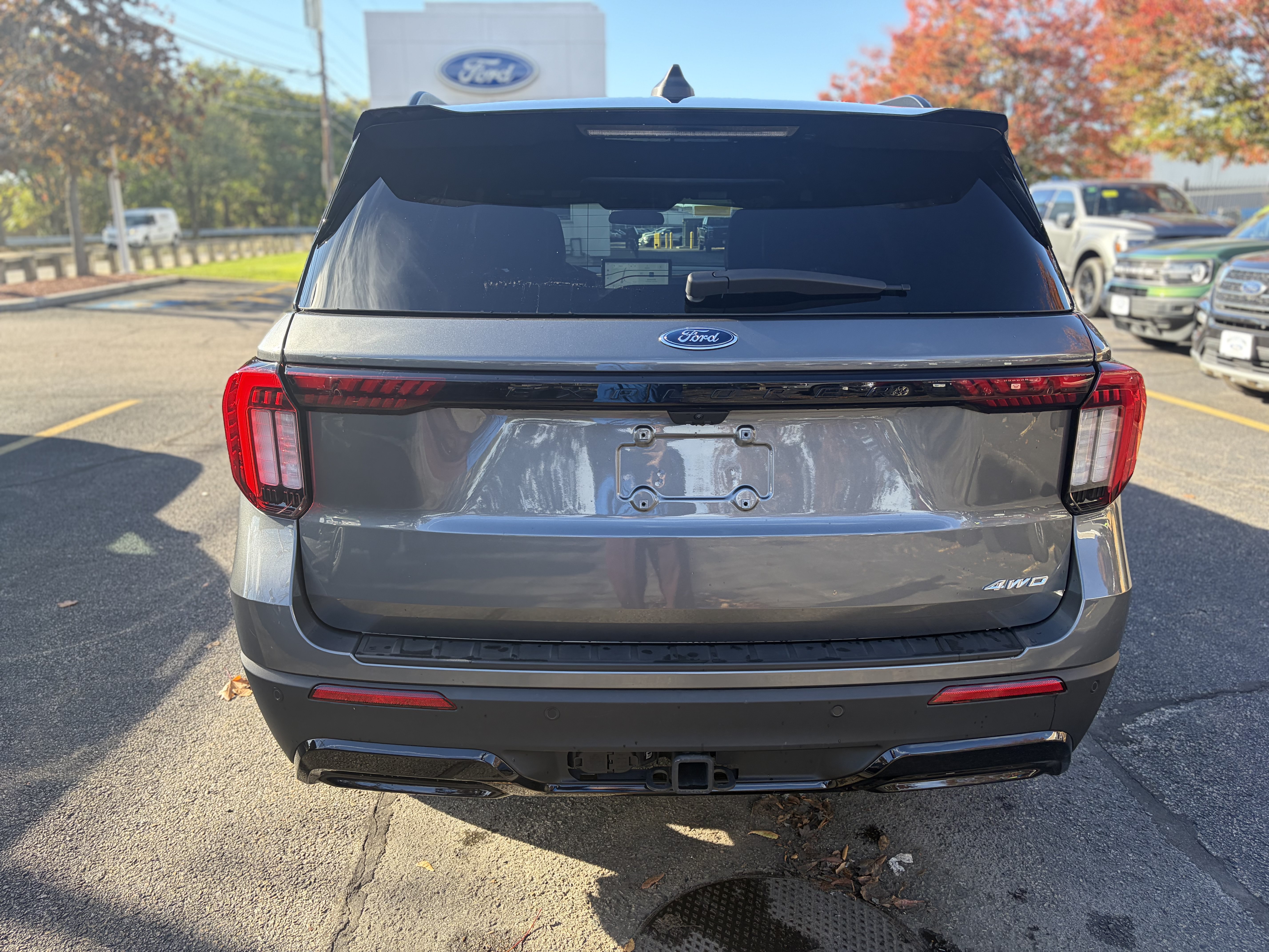 Certified 2025 Ford Explorer ST-Line AWD/4WD image 6