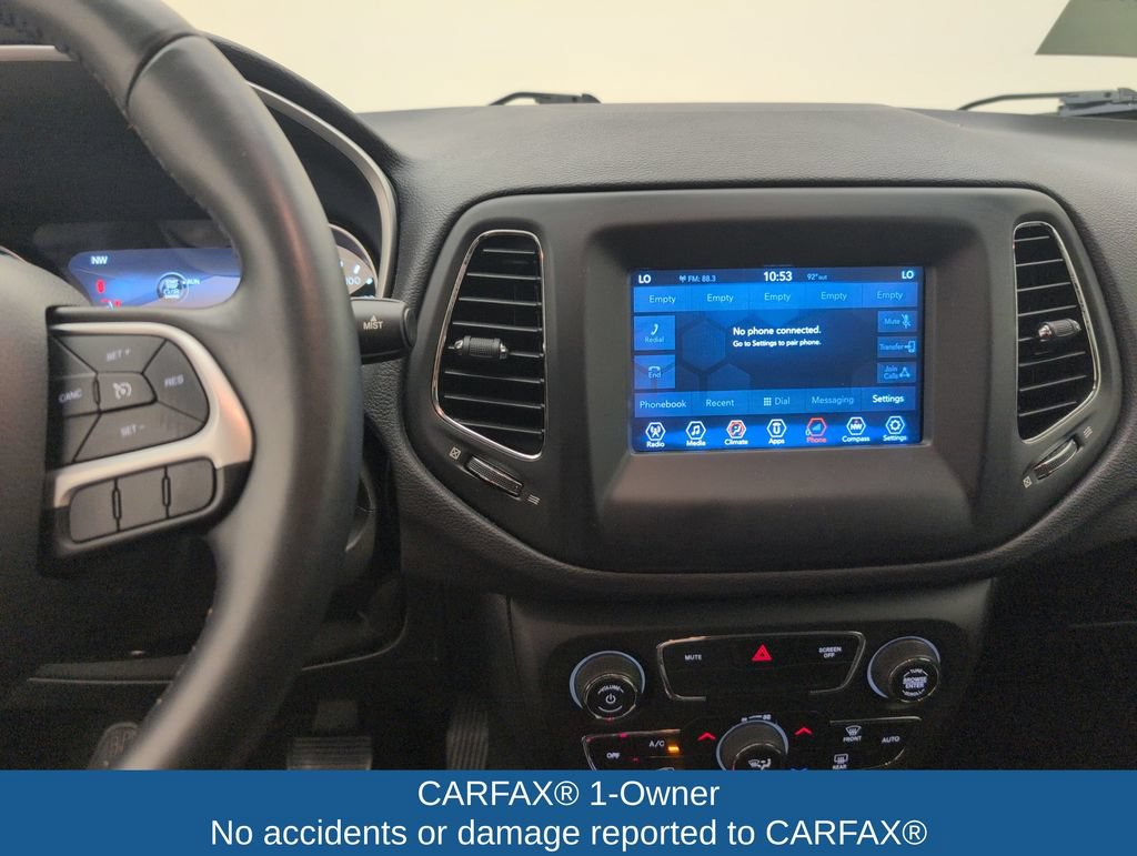 Used 2018 Jeep Compass Latitude w/ Popular Equipment Group FWD image 17