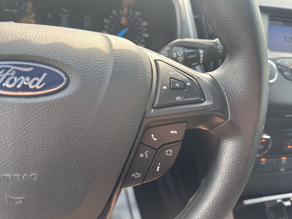 Certified 2019 Ford Edge SE FWD image 20