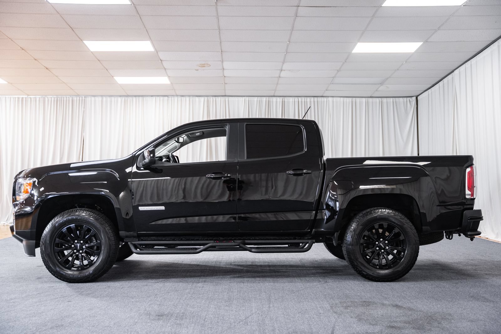 Used 2022 GMC Canyon Elevation w/ Elevation Premium Package RWD image 5