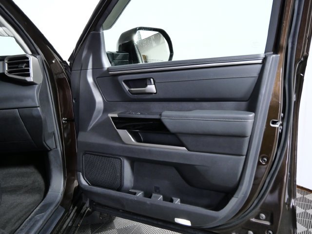 Used 2023 Toyota Tundra Limited w/ TRD Off-Road Package AWD/4WD image 10