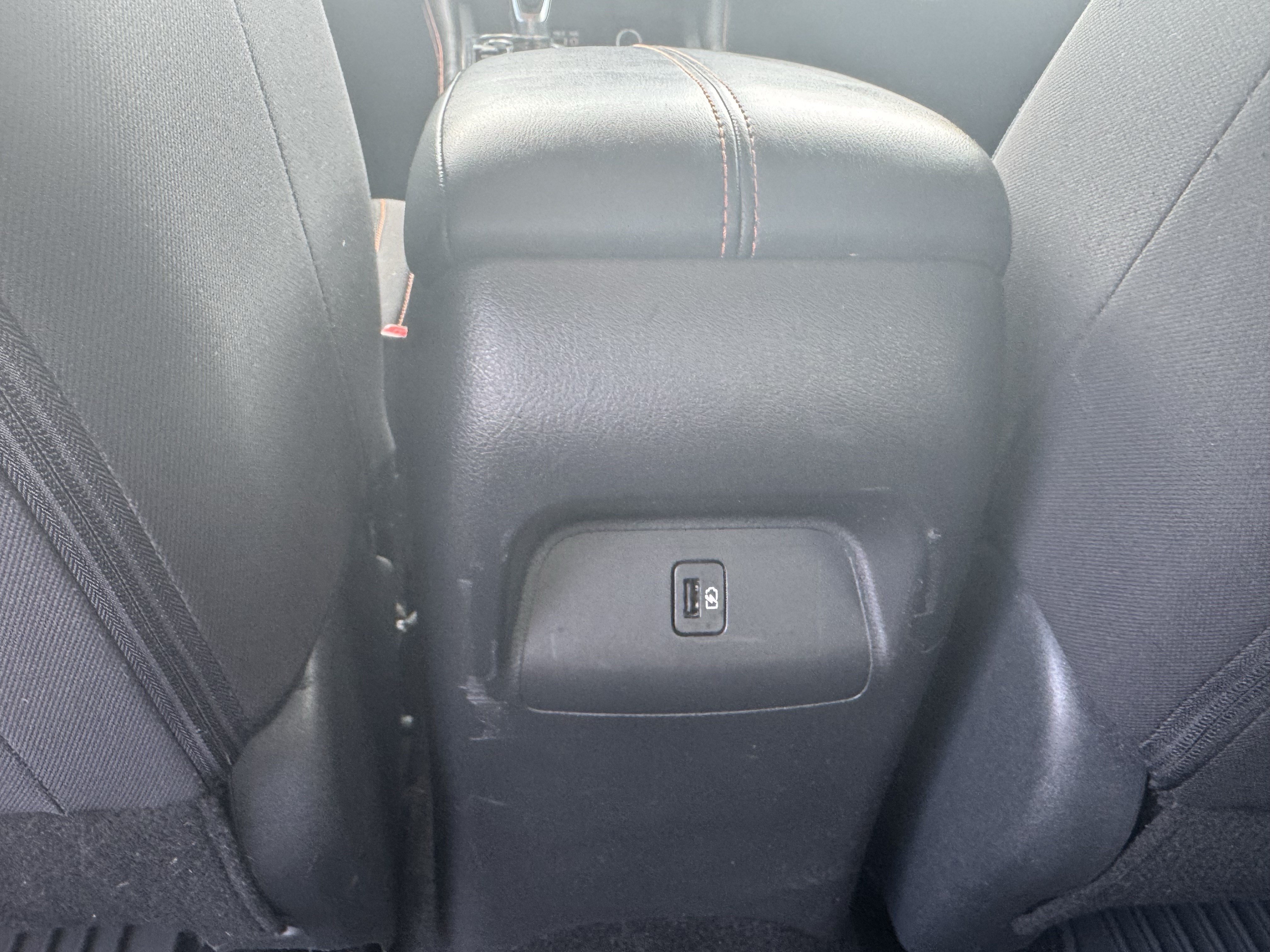 Used 2021 Nissan Sentra SR FWD image 23