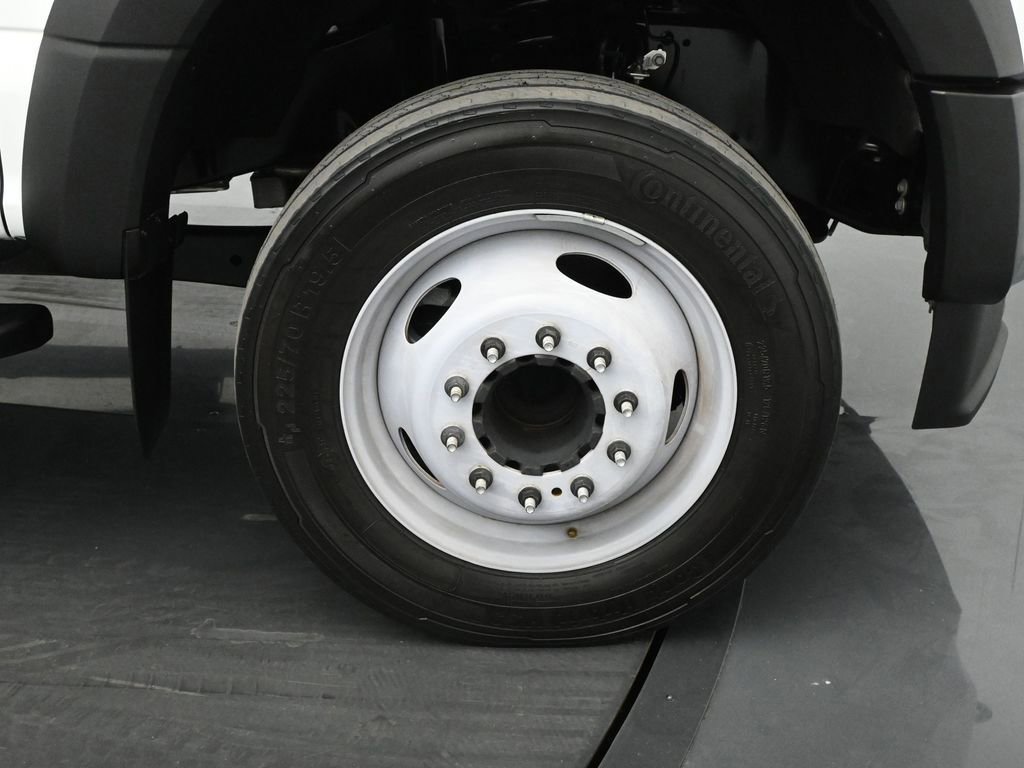 Certified 2020 Ford F550 2WD Regular Cab Super Duty image 18