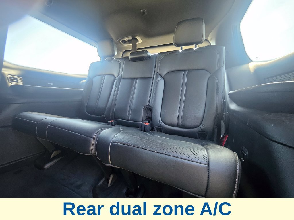 Used 2023 Jeep Wagoneer 4WD image 27
