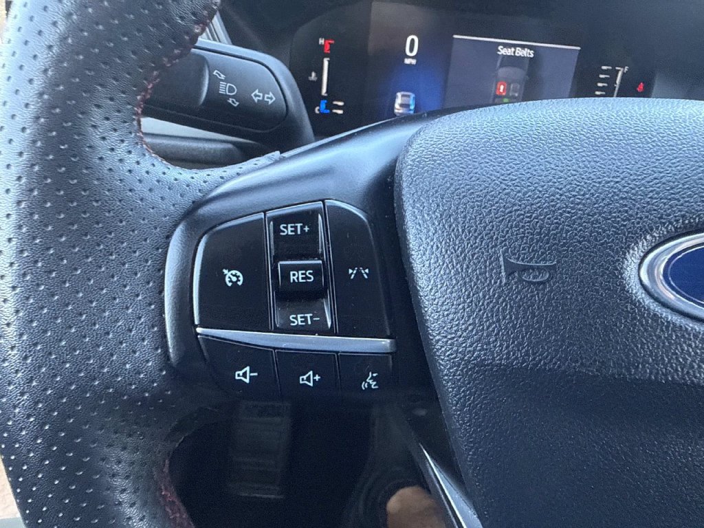 Certified 2023 Ford Escape ST-Line AWD/4WD image 30